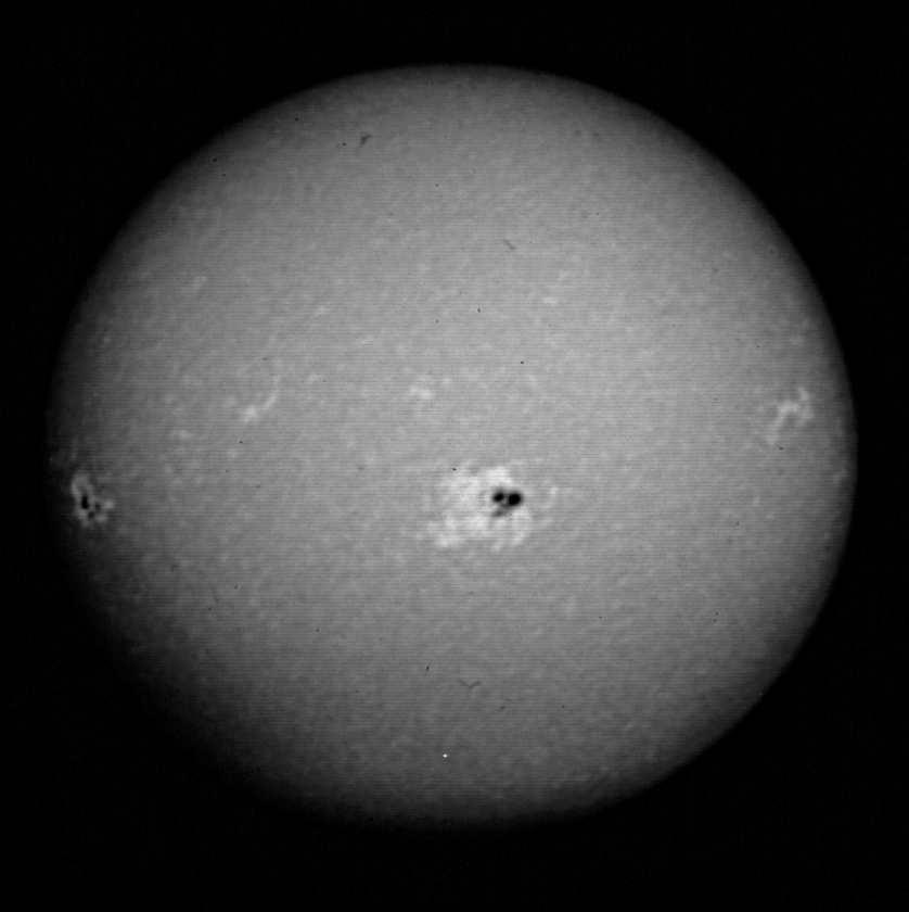 カルシウムK線で見た太陽面（2004年1月8日）